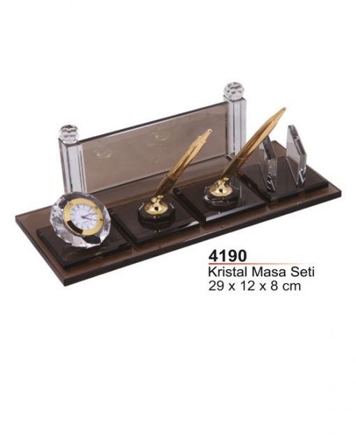 Masa Seti, İsimlik Çeşitleri, Masa Üstü Set Çeşitleri, Logo Baskı Masa Set Çeşitleri.Promosyon Sümen Seti, Masa Sümenleri, Masa Sümen Seti, Kauçuk Masa Sümeni, Bez Masa Sümeni, Takvimli Masa Sümeni, Logo Baskılı Sümen Setleri, Lüks Sümen Takımı, Ekonomik Sümen Takımı, Masa Seti, Sümen Takımı, Masa saati, not kâğıtlığı, masa kalemi, kalemlik, isimlik, zarf açacağı, resim çerçevesi, Sümen takvim, masa Sümeni, masa föylüğü, kartvizitlik, Saat, Duvar Saati, Kol Saati, Cep Saati, Ayna, Manikür Seti, Lüks kalem Setleri, Deri Sümen Takımı, Sunni Deri Sümen Takımı, İsimli Sümen Takımı