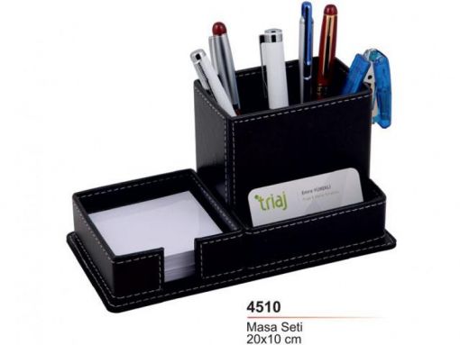 Masa Seti, İsimlik Çeşitleri, Masa Üstü Set Çeşitleri, Logo Baskı Masa Set Çeşitleri, Promosyon Sümen Seti, Masa Sümenleri, Masa Sümen Seti, Kauçuk Masa Sümeni, Bez Masa Sümeni, Takvimli Masa Sümeni, Logo Baskılı Sümen Setleri, Lüks Sümen Takımı, Ekonomik Sümen Takımı, Masa Seti, Sümen Takımı, Masa saati, not kâğıtlığı, masa kalemi, kalemlik, isimlik, zarf açacağı, resim çerçevesi, Sümen takvim, masa Sümeni, masa föylüğü, kartvizitlik, Saat, Duvar Saati, Kol Saati, Cep Saati, Ayna, Manikür Seti, Lüks kalem Setleri, Deri Sümen Takımı, Sunni Deri Sümen Takımı, İsimli Sümen Takımı, Promosyon Kalemlik, Promosyon Düzenleyici