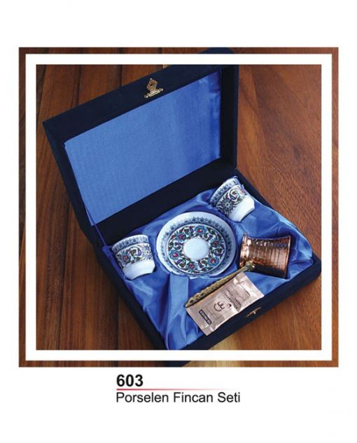 Promosyon Kahve Fincan Setleri, Promosyon Kadife Kutulu Fincan Seti, Porselen Kahve Fincanı Şirket Hediyeleri, Etkinlik Promosyonları, Kupa Bardak Fiyatları, Kupa Bardak Modelleri, Porselen Kahve Fincanı, Seramik Kupa, Bursa Kupa Bardak Baskı, Osmangazi Kupa Bardak Baskı, Yıldırım Kupa Bardak Baskı, Nilüfer Kupa Bardak Baskı, Kestel Kupa Bardak Baskı, Porselen Fincan Seti, Porselen Kupa, Hediyelik Kupa, Çini Vazo, Promosyon Çini Vazo, Cam Sürahi, Promosyon Cam Sürahi,